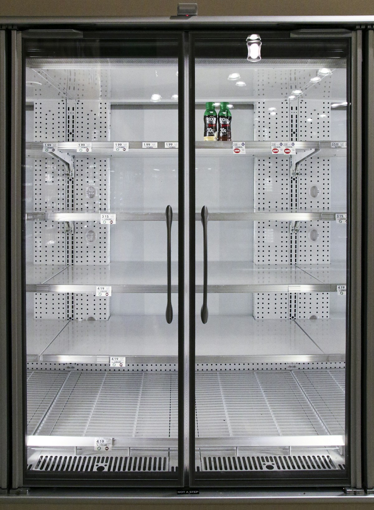Commercial freezer